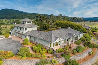 1491 Walker Point Rd, Bayside, CA 95524