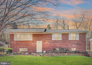 7913 Colonial Ln, Clinton, MD 20735