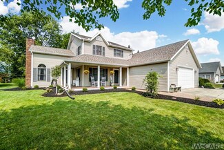 2049 Morning Glory Dr, Lima, OH 45807