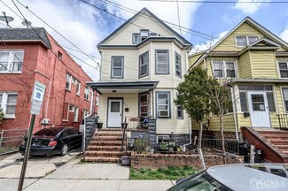 553 Court St, Elizabethport, NJ 07206