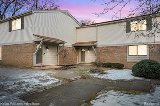 26889 Farmbrook Villa Dr Unit 91, Southfield, MI 48034