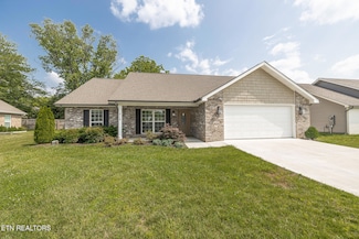 212 Horton Ln, Maryville, TN 37803