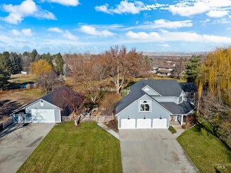 212 W Ashbourne Dr, Eagle, ID 83616