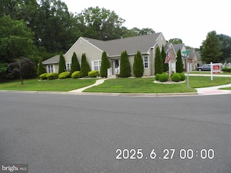 460 Virgin Island Dr, Williamstown, NJ 08094