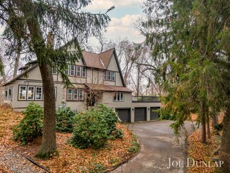 15746 Longview Ln, Spring Lake, MI 49456