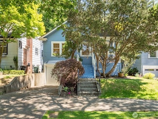 4828 38th Ave NE, Seattle, WA 98105