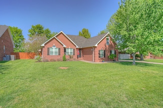 2006 Adonis Dr, Murfreesboro, TN 37128