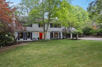618 Berkshire Dr, Pittsburgh, PA 15215