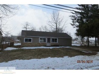 217 W Newark St, Ithaca, MI 48847
