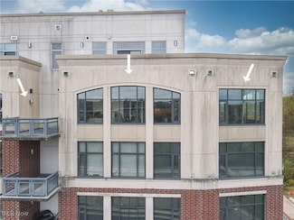 21 Furnace St Unit 801, Akron, OH 44308