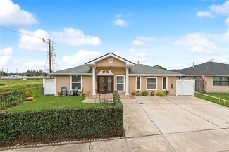 1713 Vegas Dr, Metairie, LA 70003