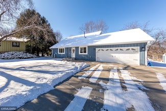 2644 Edgewood Ct, Stillwater, MN 55082