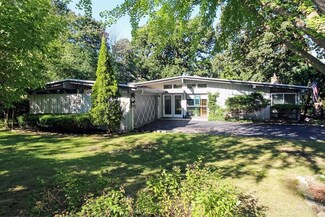 300 Forest Ave, Itasca, IL 60143