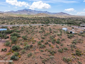2681 E Sahuarita Rd Unit 27/26, Vail, AZ 85641