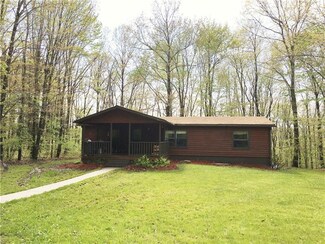 449 Nelson Rd, Farmington, PA 15437