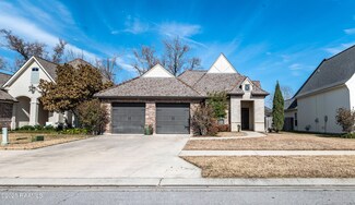 307 Oats Dr, Lafayette, LA 70508