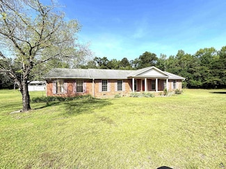 1293 Georgia 87, Cochran, GA 31014