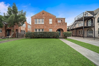 1629 Castle Ct, Houston, TX 77006