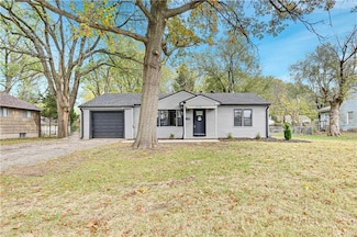 8419 Blue Ridge Blvd, Raytown, MO 64138