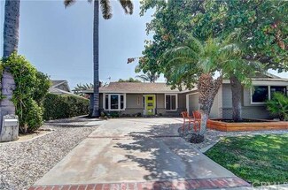 16352 Golden Gate Ln, Huntington Beach, CA 92649