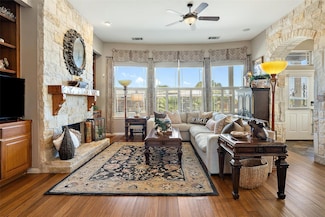 108 High Plains Trail, Spicewood, TX 78669