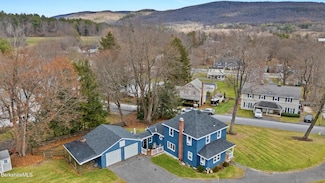 8 Catherine St, Lenox, MA 01240