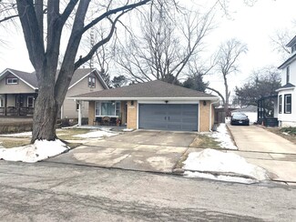 233 S May Ave, Kankakee, IL 60901