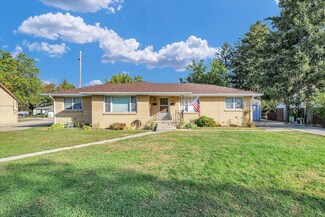 1716 W Union St, Champaign, IL 61821