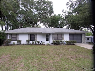 4011 E Berry St, Inverness, FL 34453