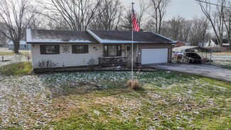 11870 W Lake Bluff Rd, Monticello, IN 47960