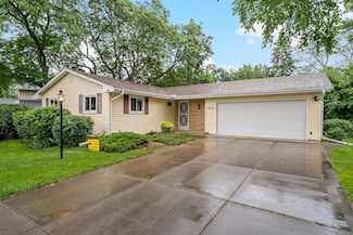 6333 Birchwood Rd, Woodbury, MN 55125