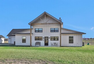 5425 Horseshoe Dr, Anderson, TX 77830