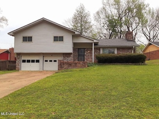 364 Sharon Hills Dr, Jackson, MS 39212