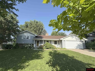 829 Church St, Saint Peter, MN 56082