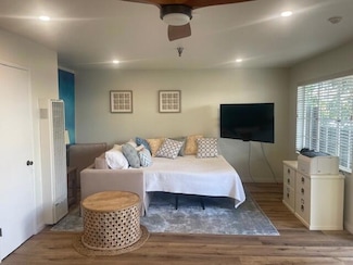 4808 9th St, Carpinteria, CA 93013