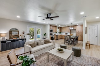 1001 Edinburg Ln, Denton, TX 76209