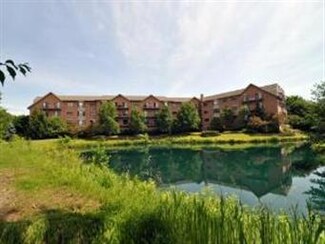 20 Trafalgar Square Unit 306, Lincolnshire, IL 60069