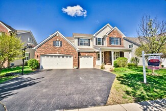 2164 Amelia Ln, Hoffman Estates, IL 60192