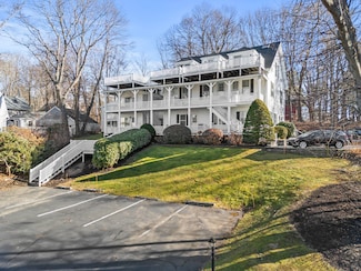 60 Barrell Ln Unit 1, York, ME 03909