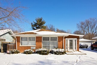 615 S Beverly St, Wheaton, IL 60187