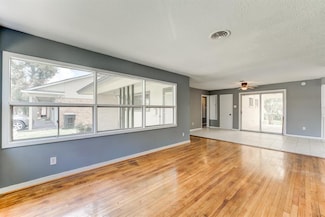 8623 Norton Dr, Houston, TX 77080