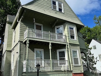 40 Orne St Unit 2, Worcester, MA 01605