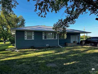 516 Mcnulty St, Waterville, KS 66548
