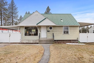 6215 N Oak St, Spokane, WA 99205