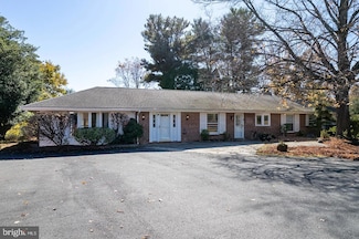 875 Locust Grove Rd, West Chester, PA 19382