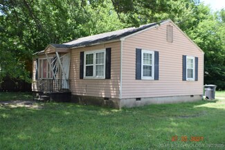 261 E 29th St N, Tulsa, OK 74106
