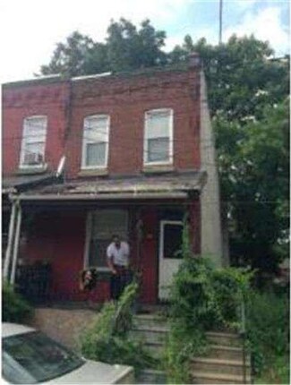 3963 Reno St, Philadelphia, PA 19104