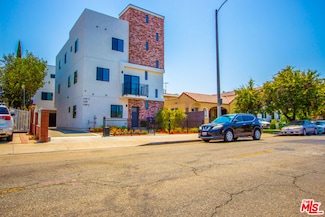 2208 Hauser Blvd, Los Angeles, CA 90016