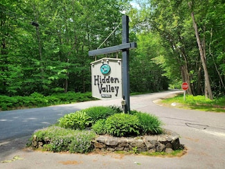 18 Valley Rd, Tuftonboro, NH 03816