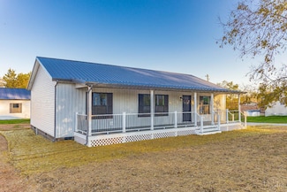 216 S Market St, West Union, OH 45693